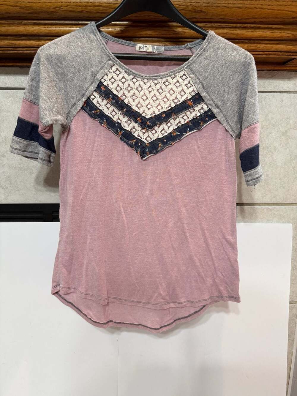 Jolt Women's Pink Gray Striped Sleeve Crochet Yoke 3/4 Sleeve Top Size S